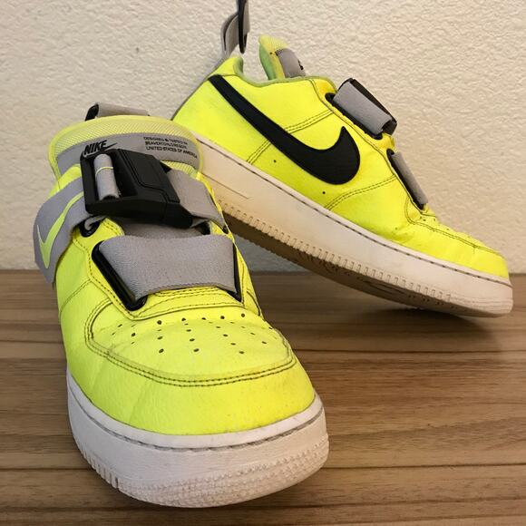 Nike Air Force 1 Utility Volt Mens Size US 9 Shoes Yellow Low Trainer Sneakers - Picture 1 of 7